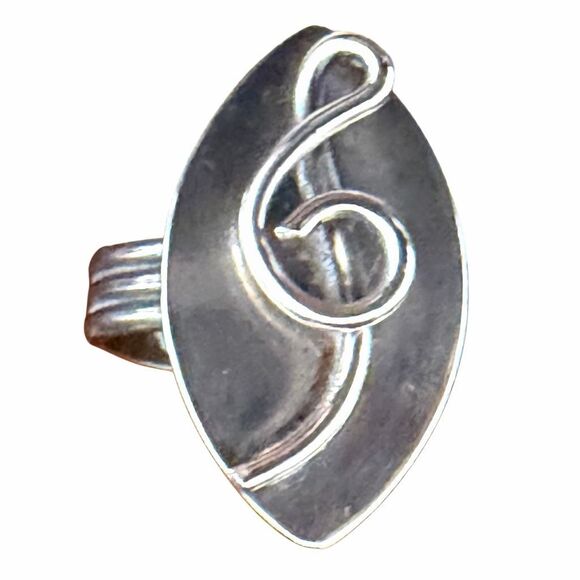 Artisan Silver Treble Clef adjustable Statement Ring - Picture 12 of 12
